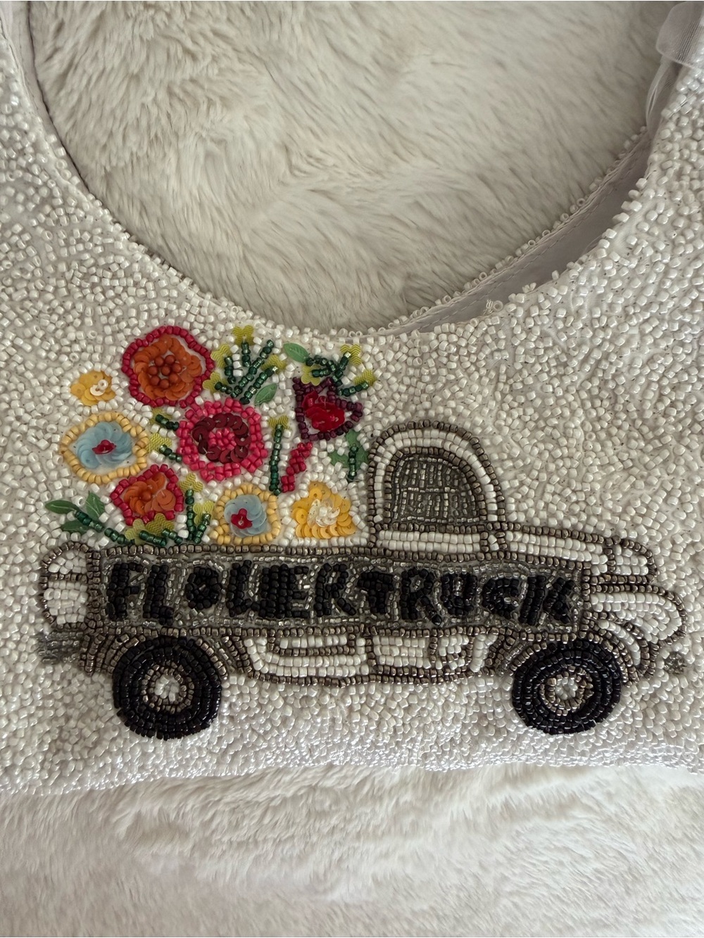 NWT White Beaded Shoulder Bag with Floral Truck Motif Viral Tik Tok - Picture 5 of 9